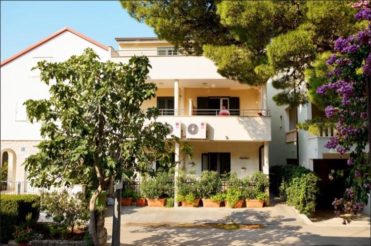 Vila Doris Hotel Baska Voda Exterior photo