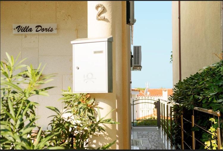 Vila Doris Hotel Baska Voda Exterior photo