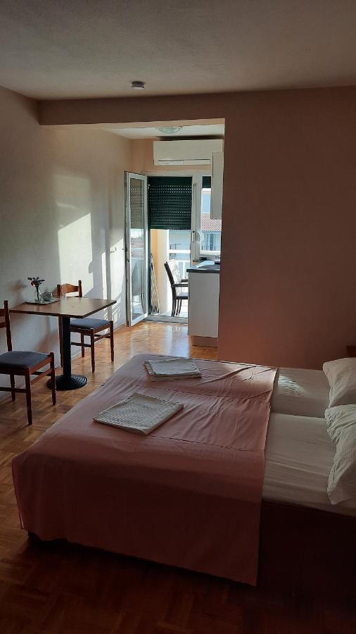Vila Doris Hotel Baska Voda Exterior photo